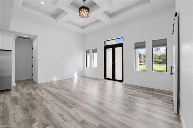 1105 22nd AVE NE, Naples, FL 34120