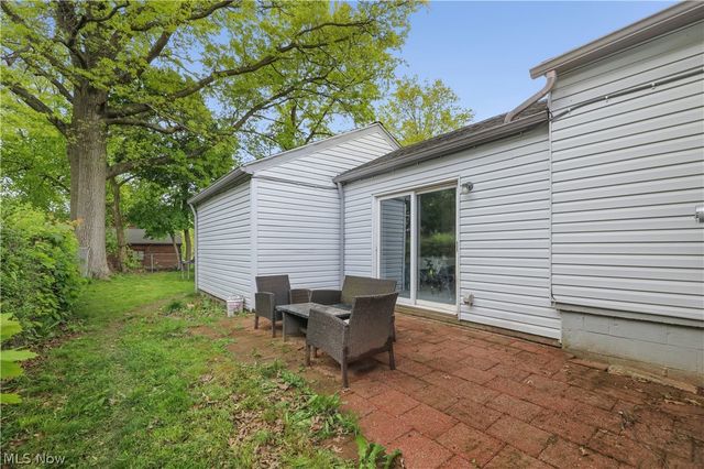 1043 Slosson Street, Akron, OH 44320