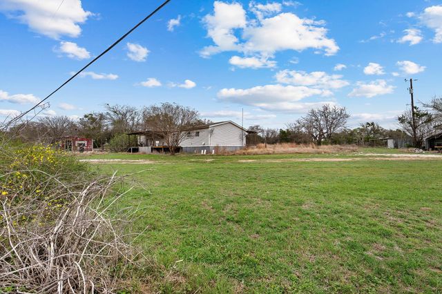 3035 County Road 255 RD, Georgetown, TX 78633