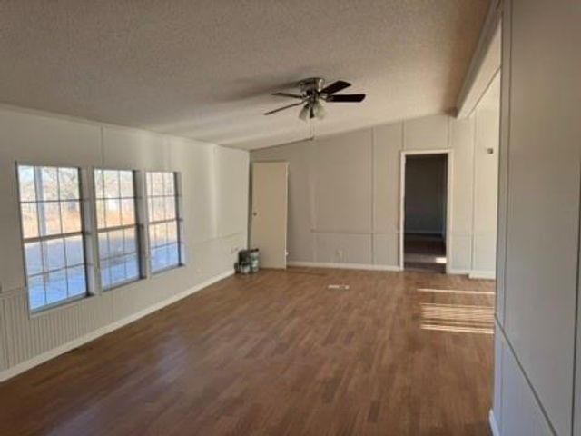 3035 County Road 255 RD, Georgetown, TX 78633