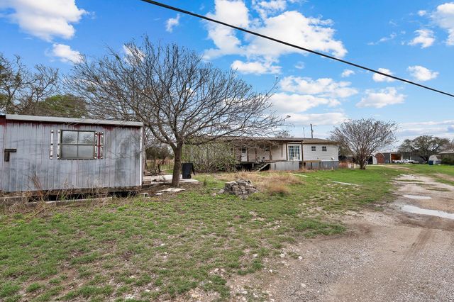 3035 County Road 255 RD, Georgetown, TX 78633