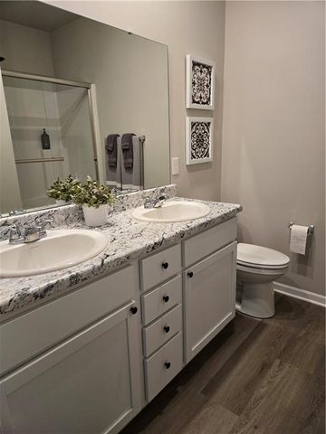 20212 W 194th Street, Spring Hill, KS 66083