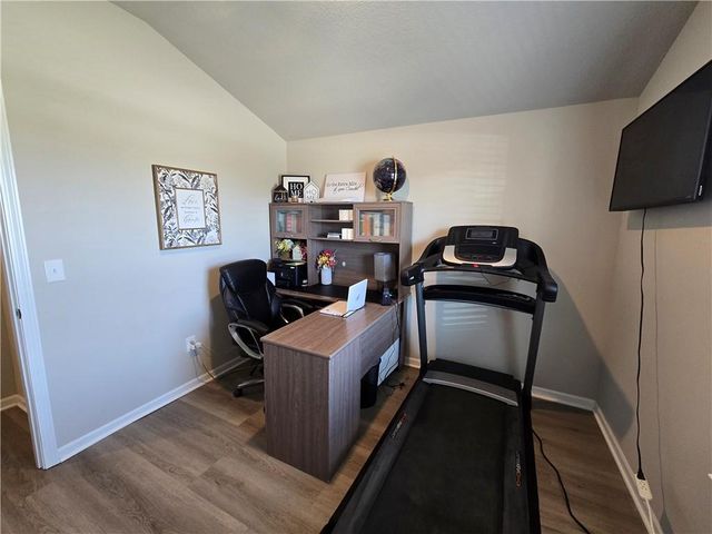 20212 W 194th Street, Spring Hill, KS 66083