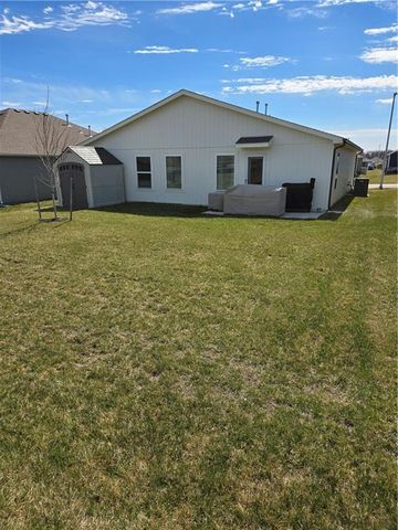 20212 W 194th Street, Spring Hill, KS 66083