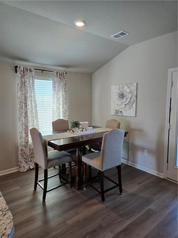 20212 W 194th Street, Spring Hill, KS 66083