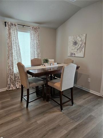 20212 W 194th Street, Spring Hill, KS 66083