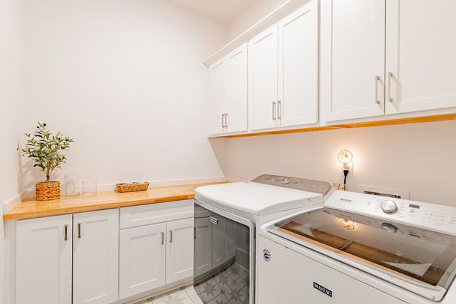 1048 Pine Creek Dr, Arrington, TN 37014