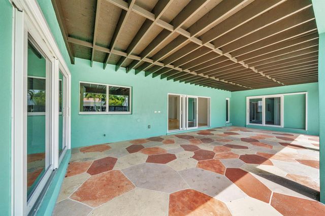 1941 SW 73rd Avenue, Plantation, FL 33317