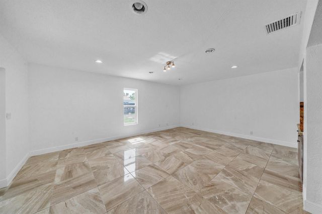 1941 SW 73rd Avenue, Plantation, FL 33317