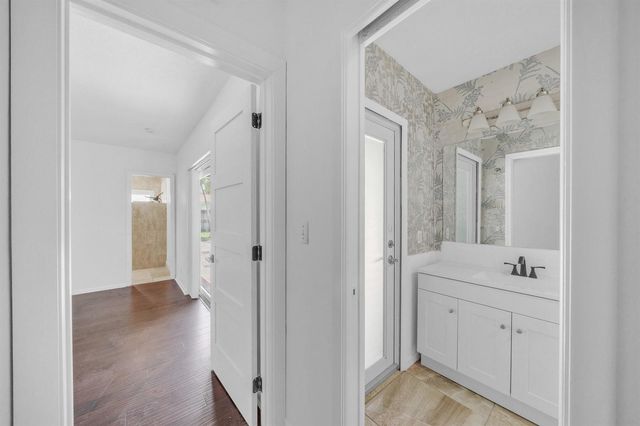 1941 SW 73rd Avenue, Plantation, FL 33317