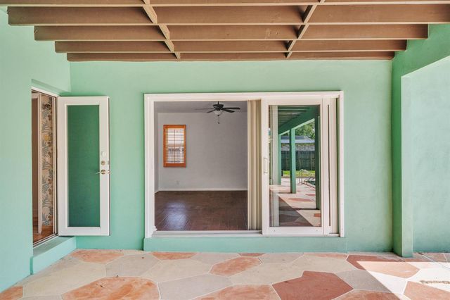 1941 SW 73rd Avenue, Plantation, FL 33317