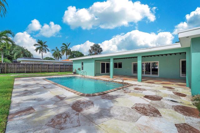 1941 SW 73rd Avenue, Plantation, FL 33317