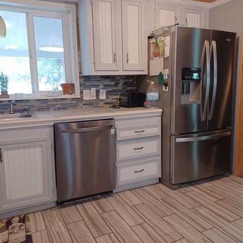 166 N Drew Lane, Kerrville, TX 78028