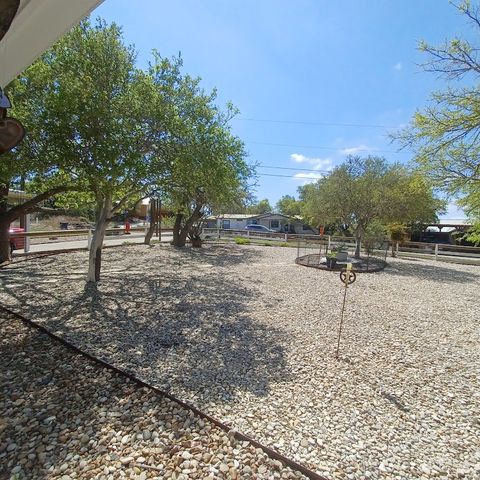 166 N Drew Lane, Kerrville, TX 78028