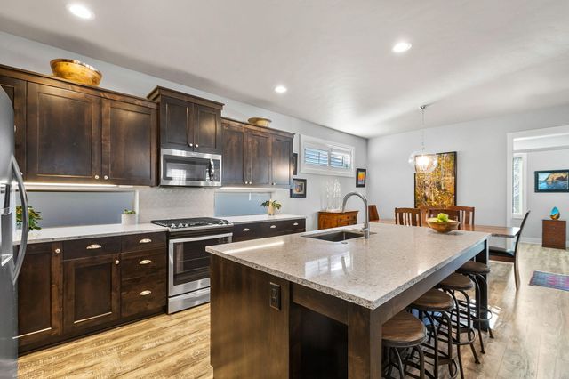 61108 SE Stari Most Loop, Bend, OR 97702