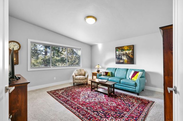61108 SE Stari Most Loop, Bend, OR 97702