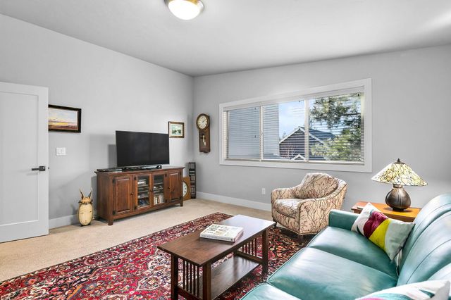 61108 SE Stari Most Loop, Bend, OR 97702