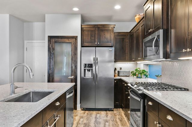 61108 SE Stari Most Loop, Bend, OR 97702