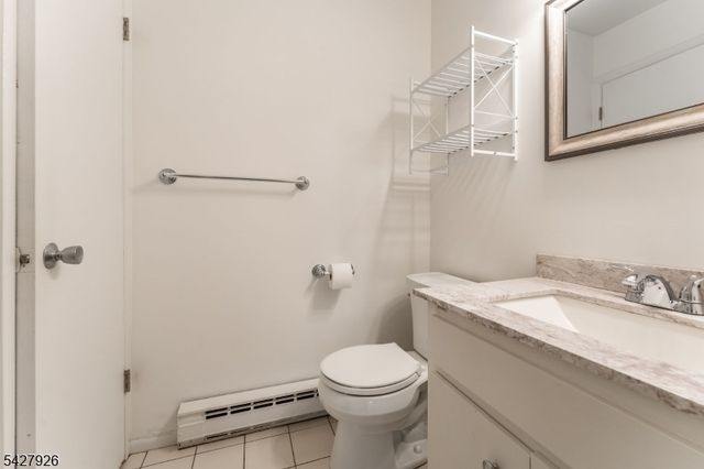 57 Overlook Dr, Union Twp., NJ 08809