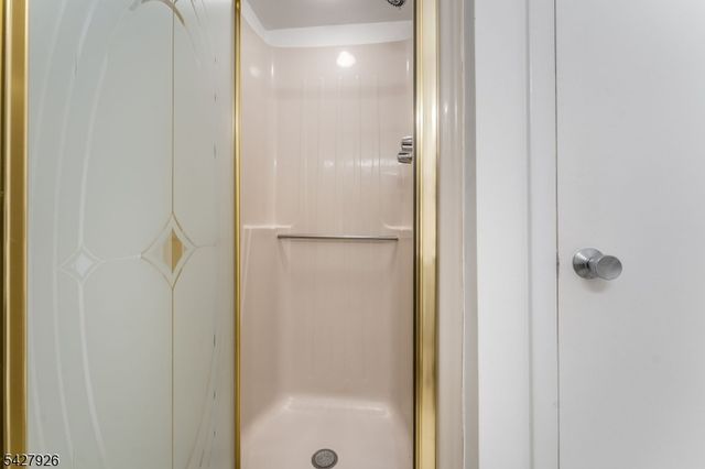 57 Overlook Dr, Union Twp., NJ 08809