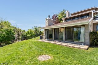 57 Overlook Dr, Union Twp., NJ 08809