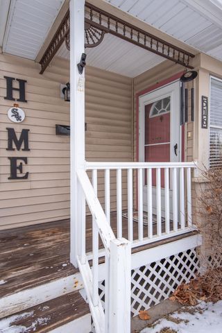 516 E North Street, Crown Point, IN 46307