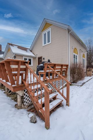 516 E North Street, Crown Point, IN 46307