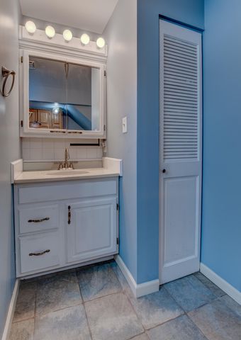 516 E North Street, Crown Point, IN 46307