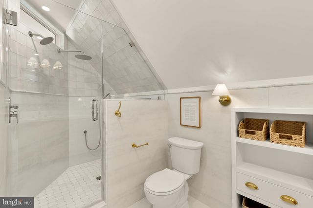 3935 6TH ST S, Arlington, VA 22204
