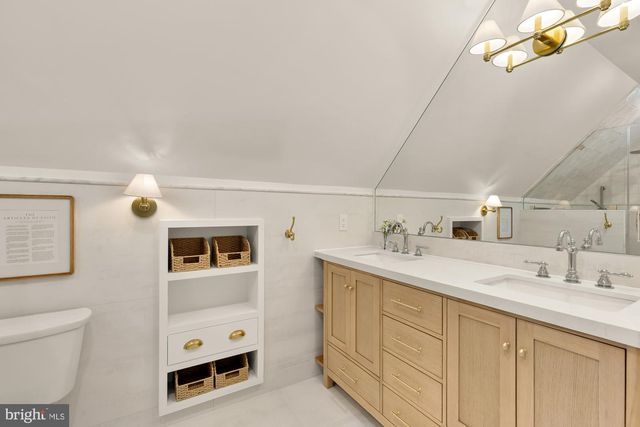 3935 6TH ST S, Arlington, VA 22204
