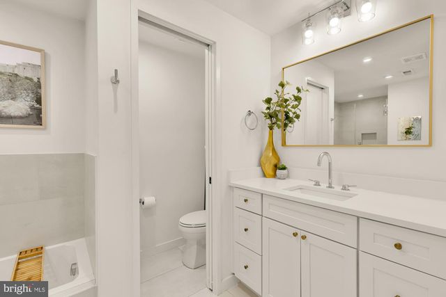 3935 6TH ST S, Arlington, VA 22204
