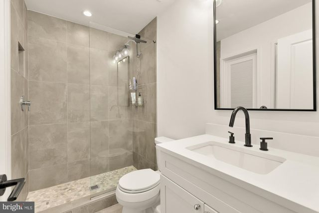 3935 6TH ST S, Arlington, VA 22204