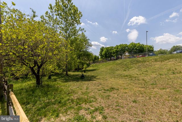 3935 6TH ST S, Arlington, VA 22204