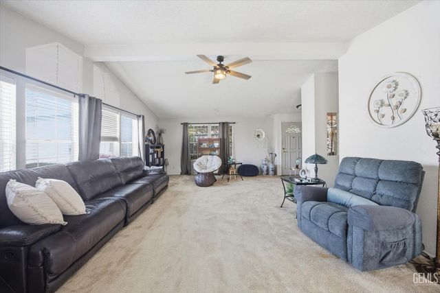 8536 Kern Canyon Road 3, Bakersfield, CA 93306