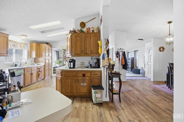 8536 Kern Canyon Road 3, Bakersfield, CA 93306