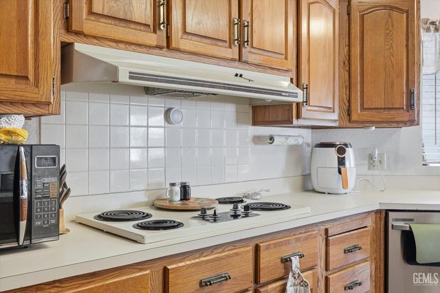 8536 Kern Canyon Road 3, Bakersfield, CA 93306