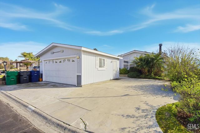 8536 Kern Canyon Road 3, Bakersfield, CA 93306