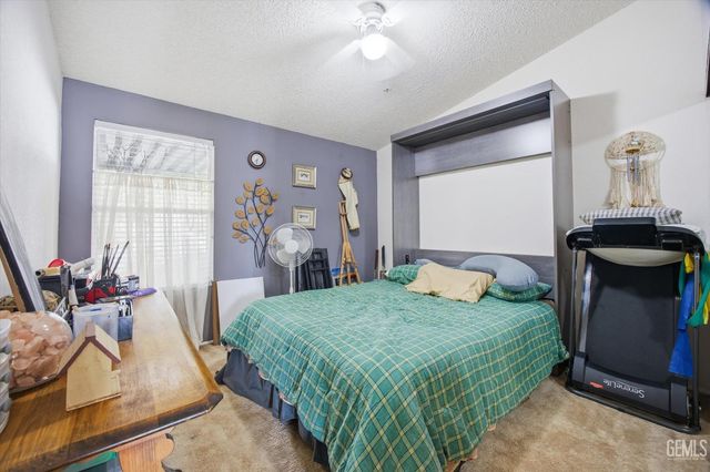 8536 Kern Canyon Road 3, Bakersfield, CA 93306