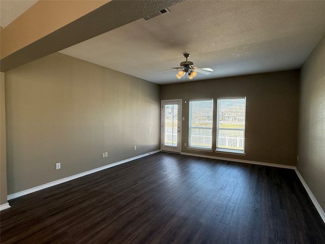 1213 Oakcrest Drive, Providence Village, TX 76227