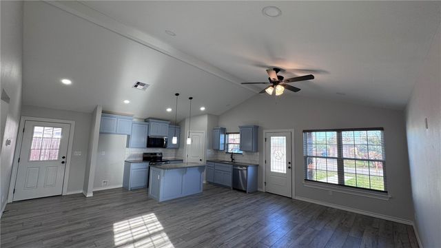 1710 Citation Dr, Corpus Christi, TX 78417