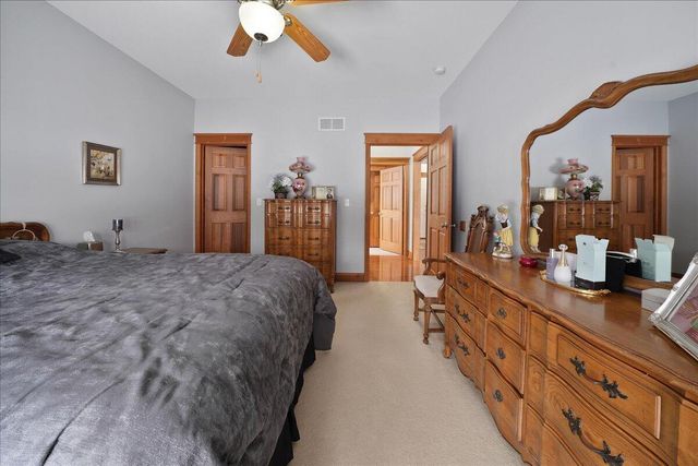 430 Oak Breeze Drive, Valparaiso, IN 46383