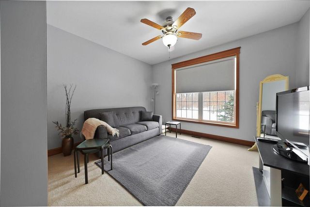 430 Oak Breeze Drive, Valparaiso, IN 46383