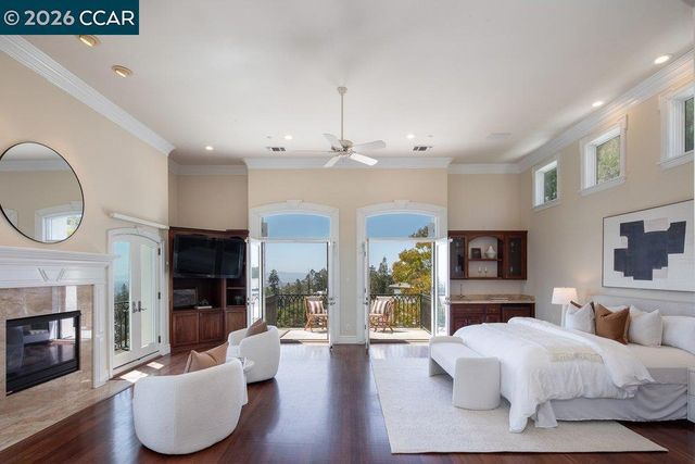 5606 La Salle Ave, Oakland, CA 94611