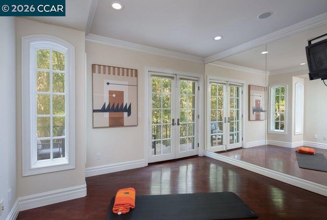 5606 La Salle Ave, Oakland, CA 94611