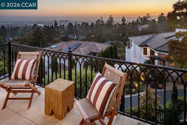 5606 La Salle Ave, Oakland, CA 94611