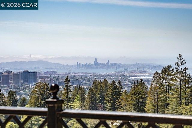 5606 La Salle Ave, Oakland, CA 94611