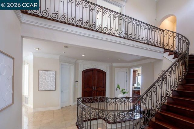 5606 La Salle Ave, Oakland, CA 94611