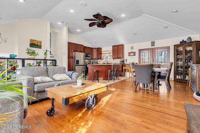 26 Westbrook Road, Howell, NJ 07731