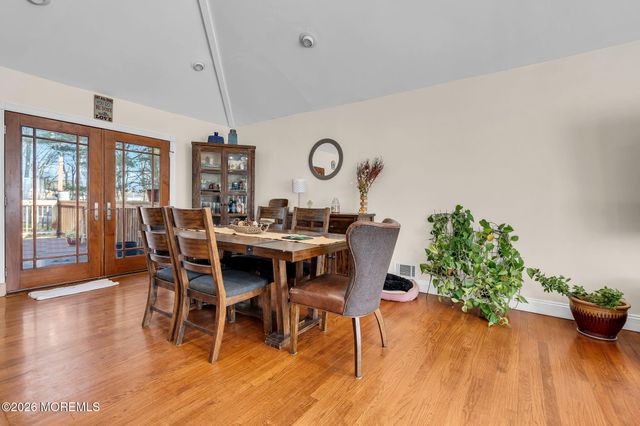 26 Westbrook Road, Howell, NJ 07731