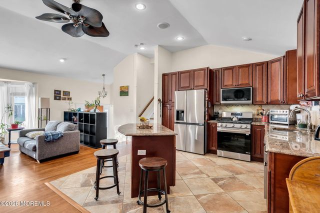 26 Westbrook Road, Howell, NJ 07731